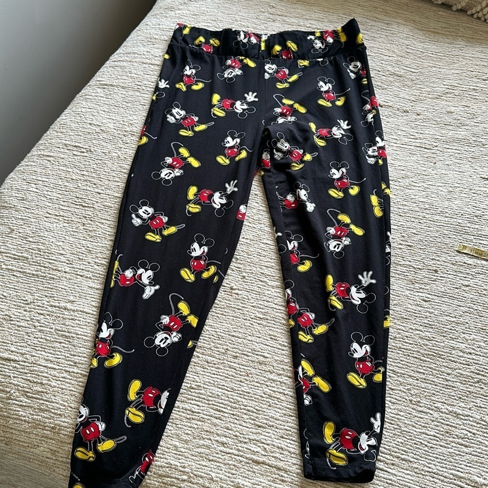 Disney ladies plus Mickey Mouse pants size 1X/2X like new